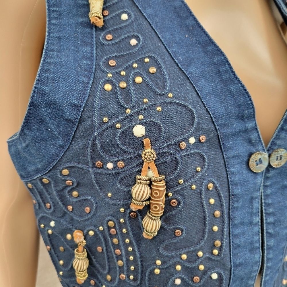 Monique Fashions Denim Jean Boho Vintage Studded Beaded Fringe Vest Western - Picture 7 of 10